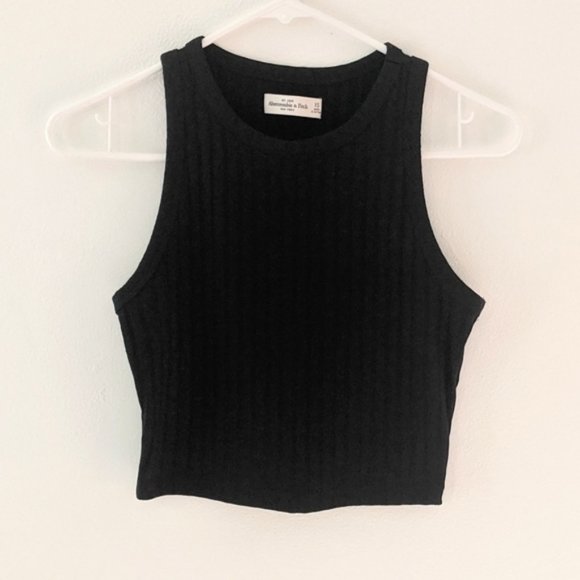 NWOT Abercrombie Ribbed High-necked Black Crop Top Size XS - Picture 1 of 4